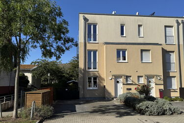 Modernes Reihenendhaus (Einfamilienhaus) in Berlin Staaken (Spandau)