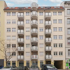 Wohngebäude 1-Zmmer-Apartment mit Balkon (Eigentumswohnung) in Berlin Friedrichshain