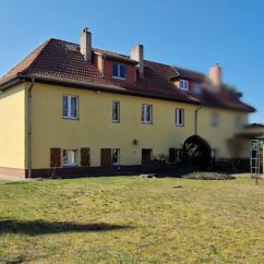 Rückansicht Gebäude